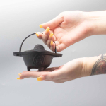 Mały Żeliwny Kociołek z Pentagramem