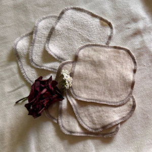 Płatki Konopne do Demakijażu