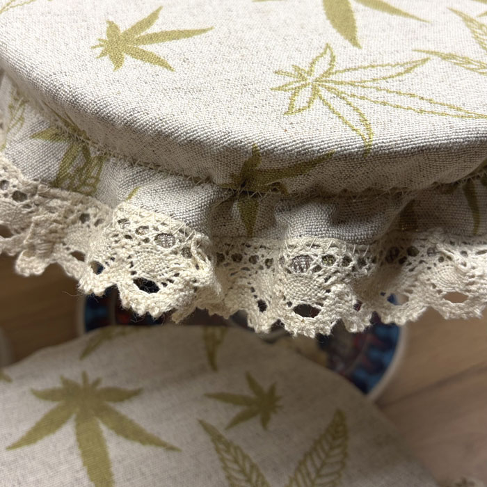 Czepek Konopno Bawełniany Liście z Koronką
