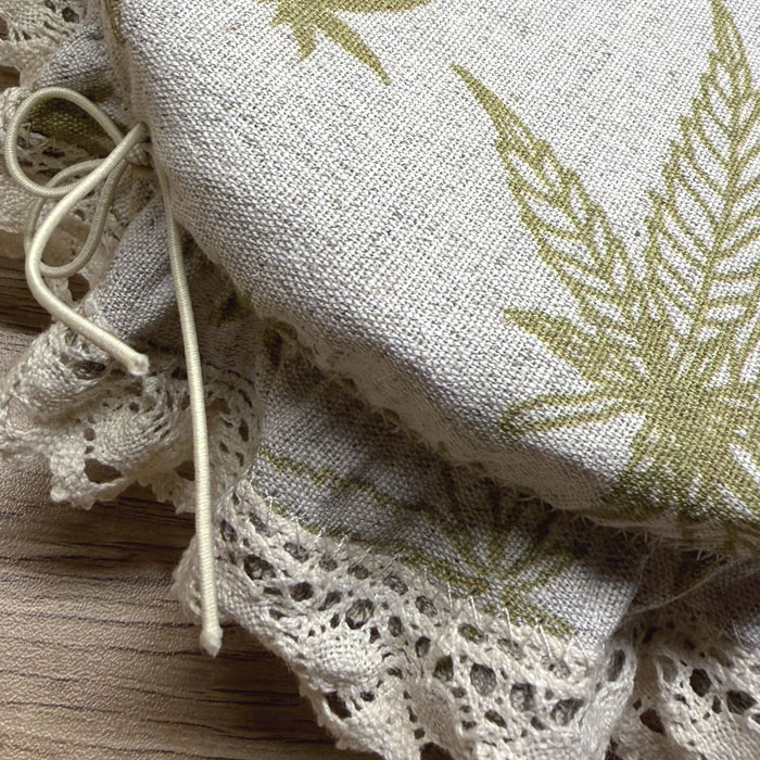 Czepek Konopno Bawełniany Liście z Koronką