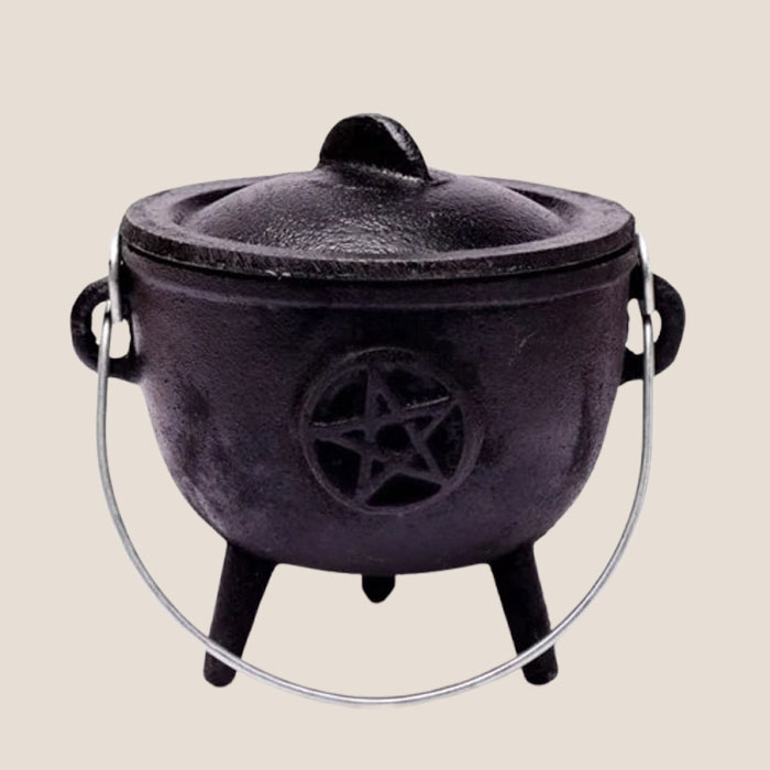 Duży Żeliwny Kociołek z Pentagramem