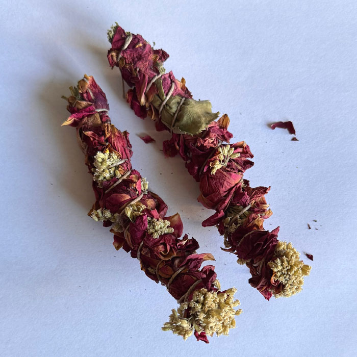 Kadzidło Różane Naturalne Kadzidło w Pęczku