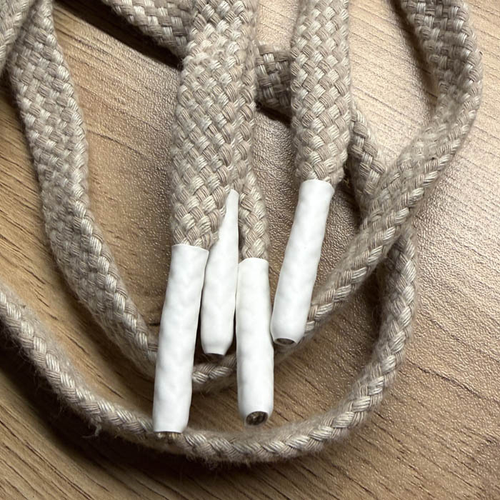 Płaskie Sznurówki Lniane Kratka 120 cm