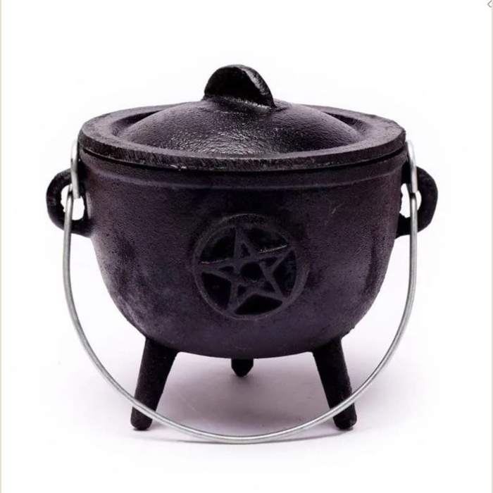 Kociołek Czarownicy Żeliwny z Pentagramem
